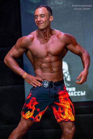 MEN'S PHYSIQUE +179